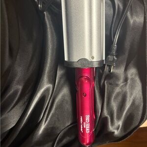 BedHead Hair Tool in Silver and Pink